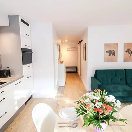 Apartment Center Krynica Zdroj