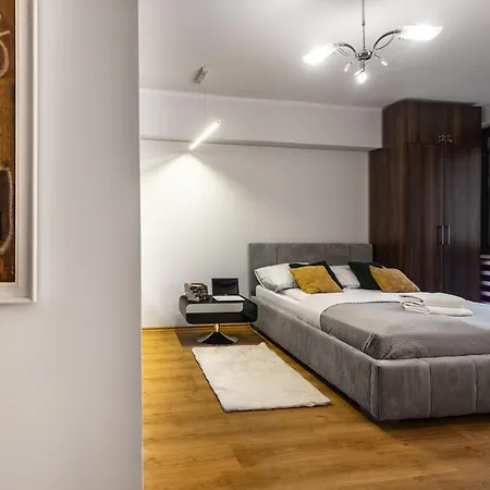 Apartment Center Krynica Zdroj