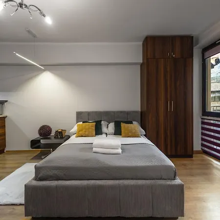 Center Apartment
